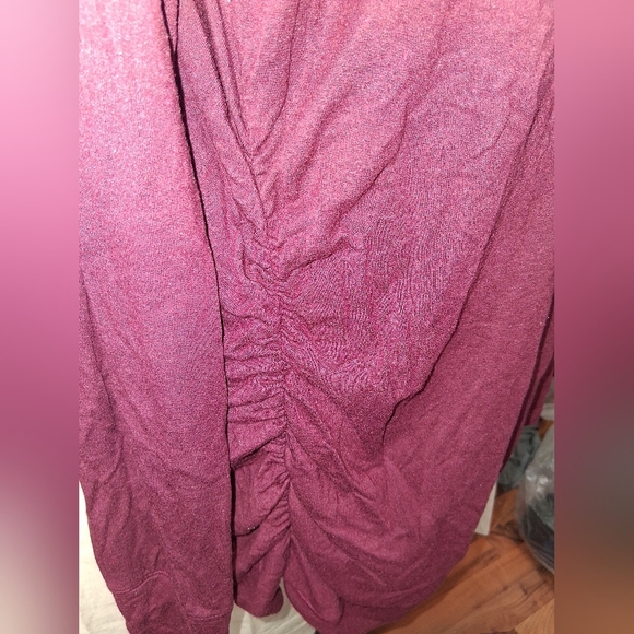 Isabel Maternity Burgundy Drawstring Top Large - Picture 3 of 6